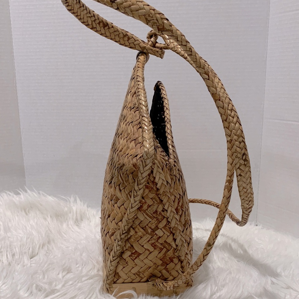 Chic Woven Backpack in Tan - Picture 5 of 10